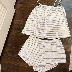 Lake pajamas tank shirt set, size S. Never dried.